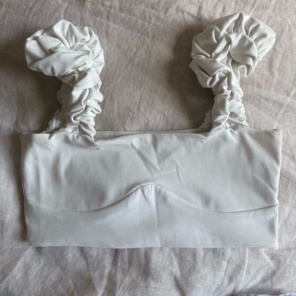 Port De Bras White Scrunchie Crop Top – Small, Like New